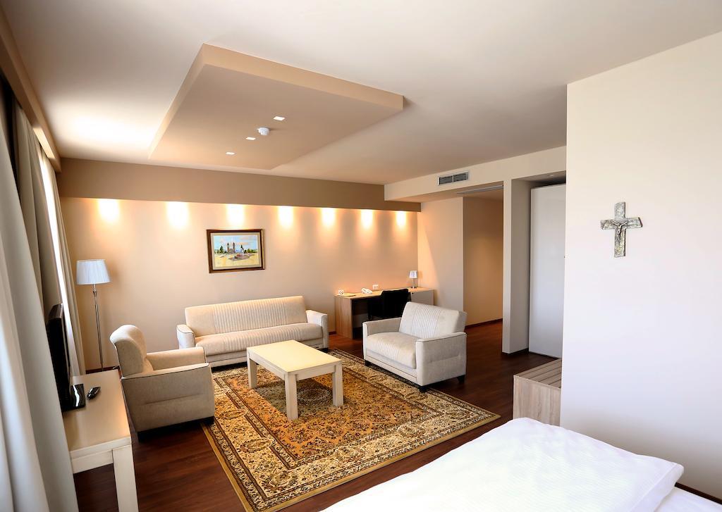 Hotel Quercus Medjugorje Room photo