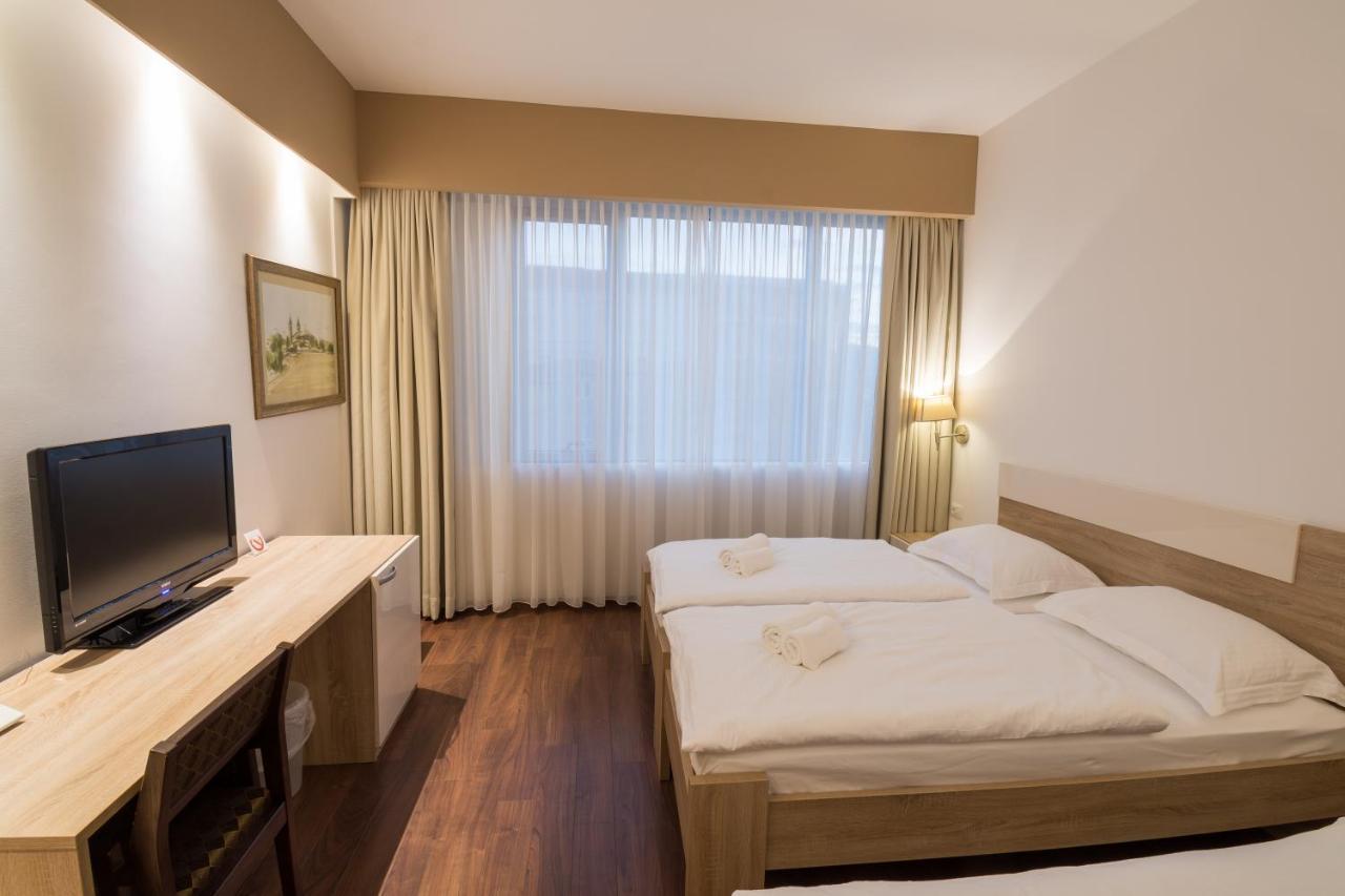 Hotel Quercus Medjugorje Exterior photo